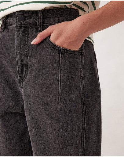 Darted Barrel Jeans - Washed Black