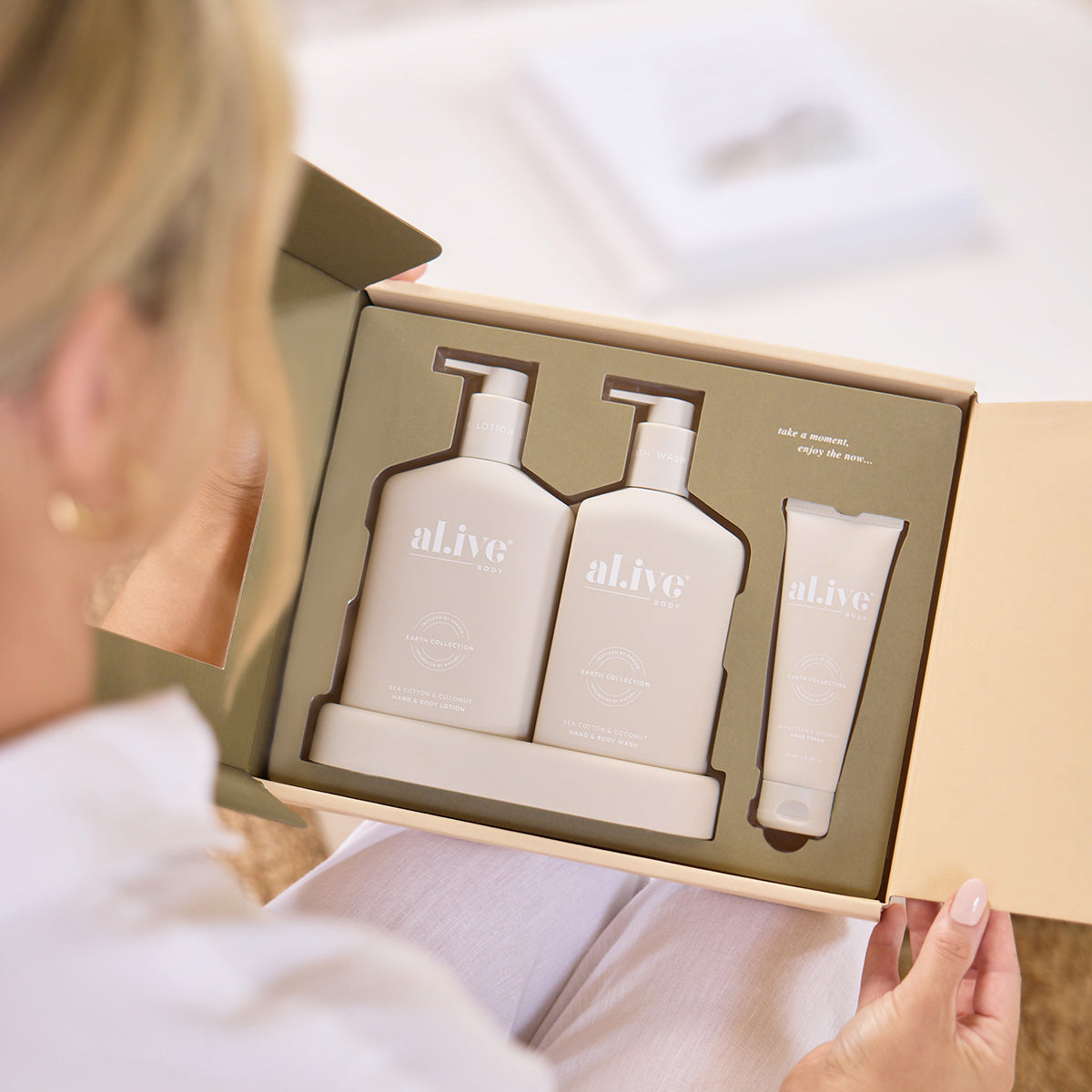 Limited Edition WASH & LOTION DUO + HAND CREAM - SEA COTTON & COCONUT