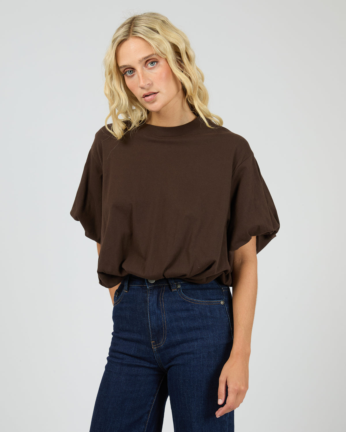 AAE ICON BUBBLE TEE BROWN