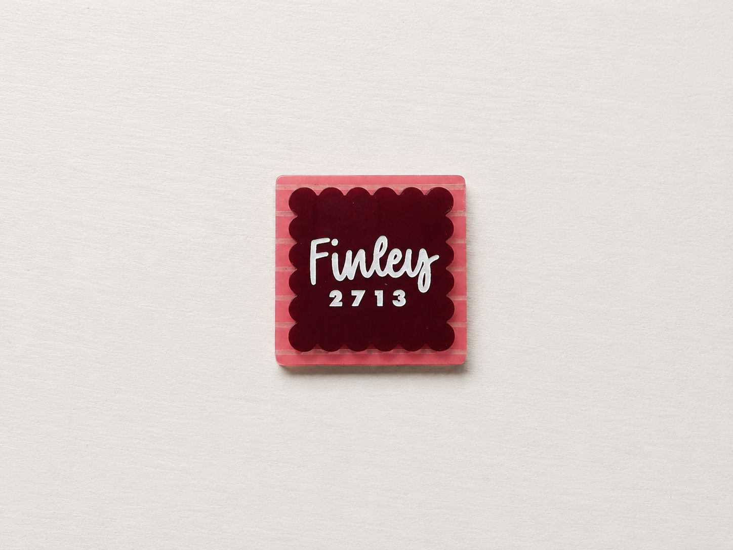 Finley 2713 square magnet