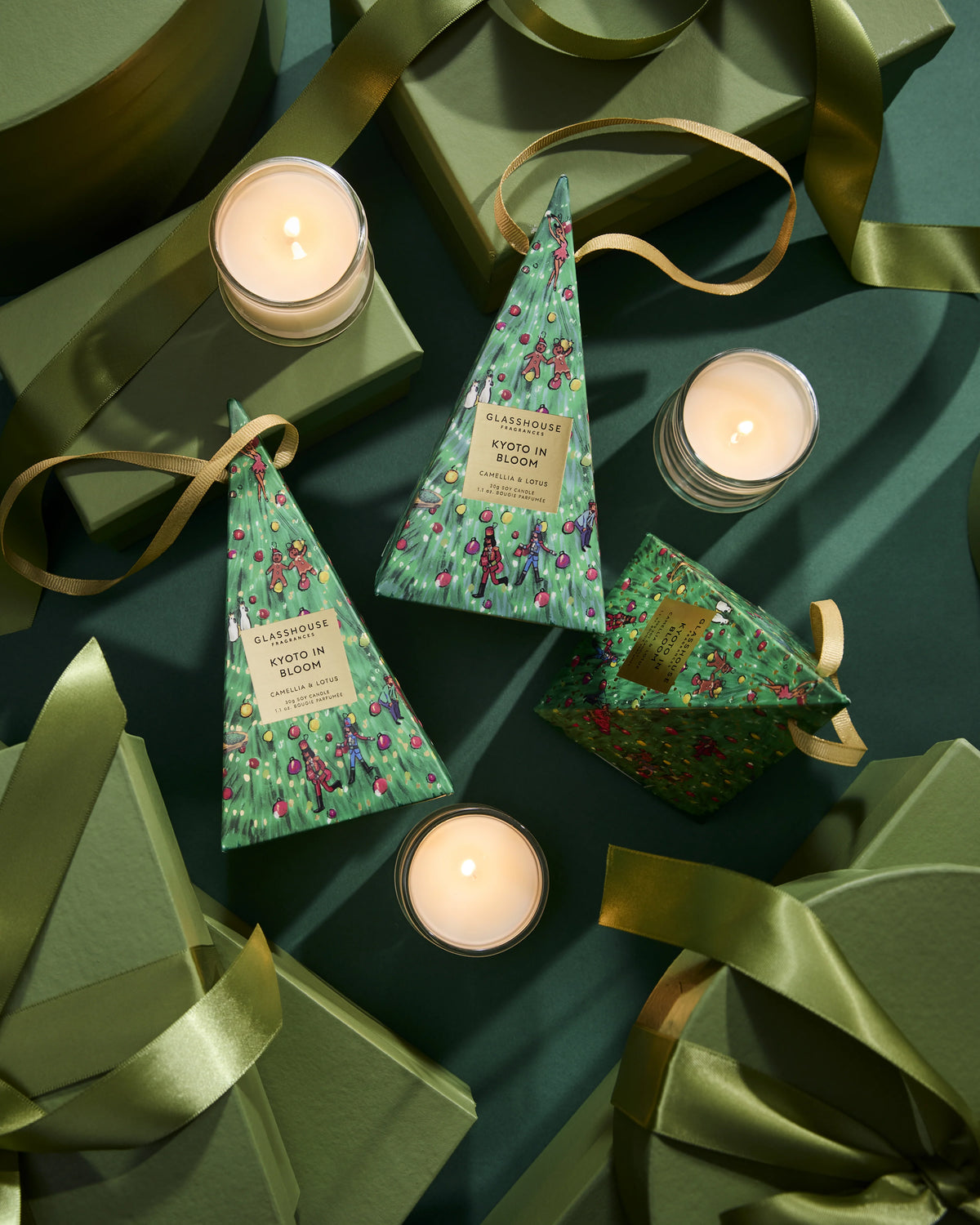 Glasshouse KYOTO IN BLOOM Camellia & Lotus - 30g Scented Candle Bauble