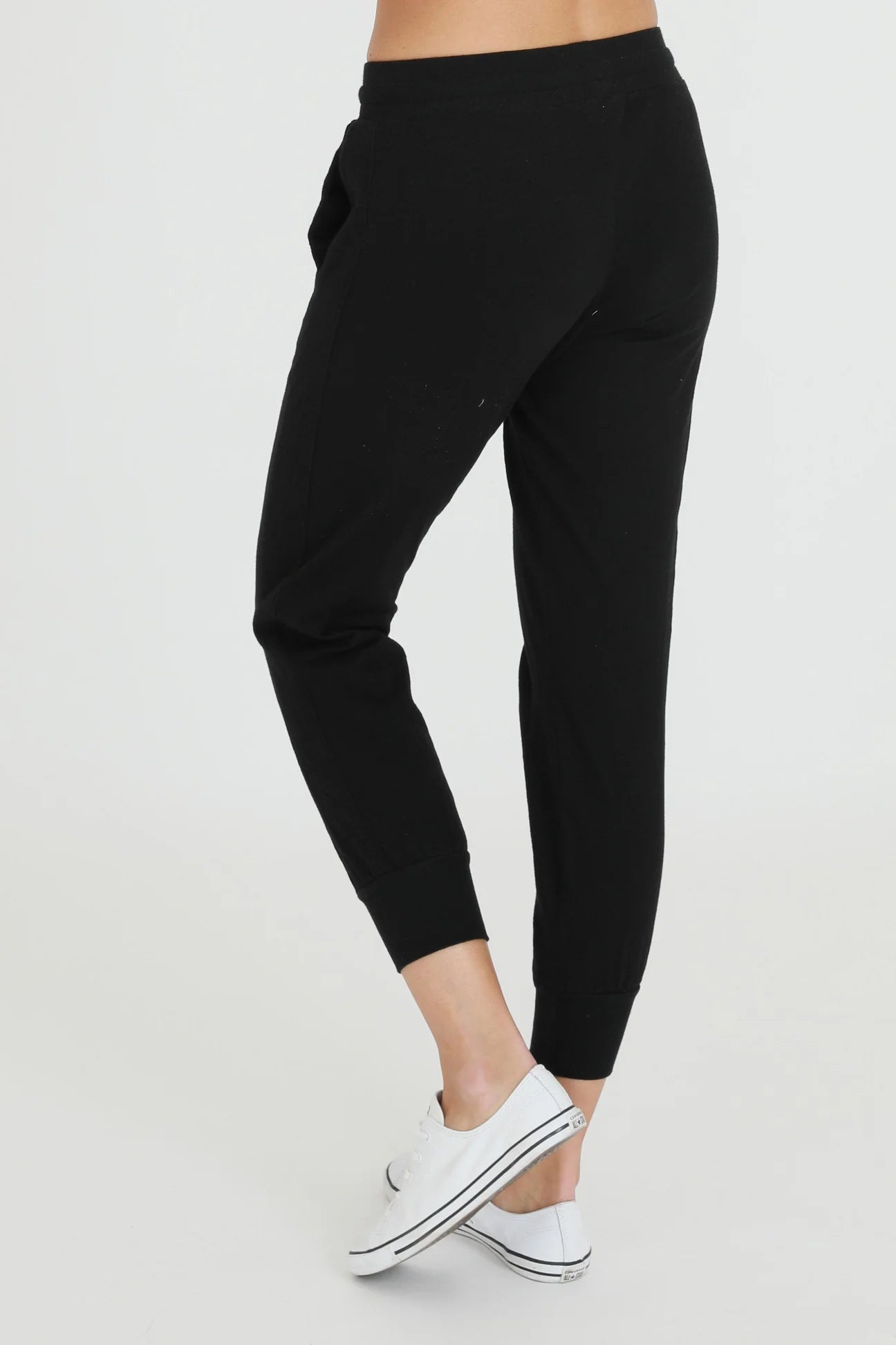 Amber jogger - black