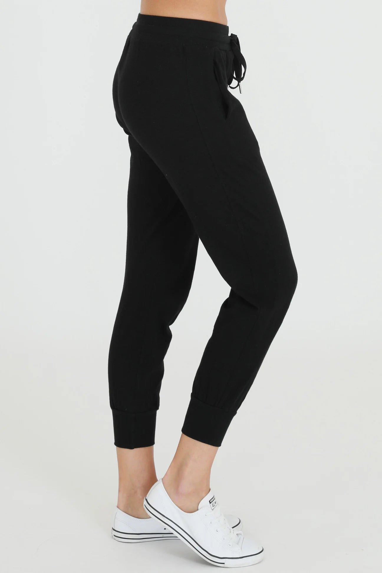 Amber jogger - black