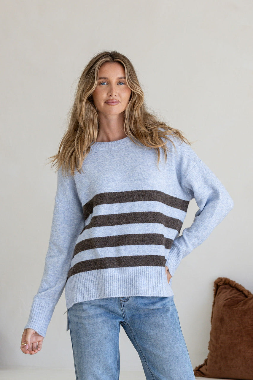 Blue/ chocolate knit jumper
