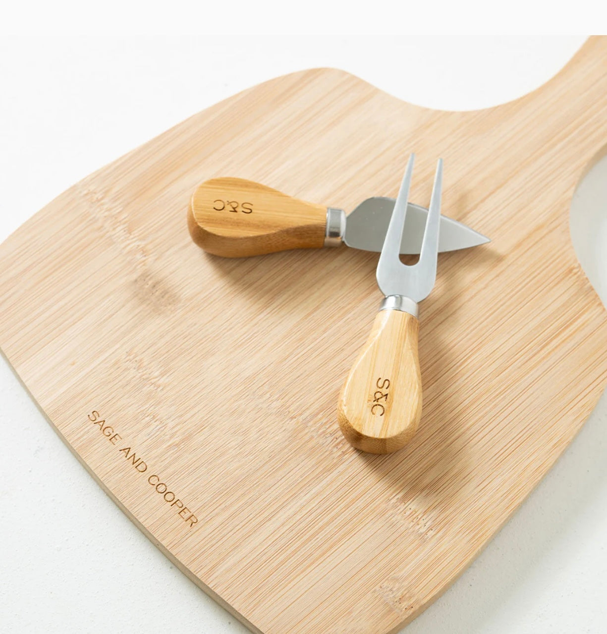 Cheeseboard & Knife Set