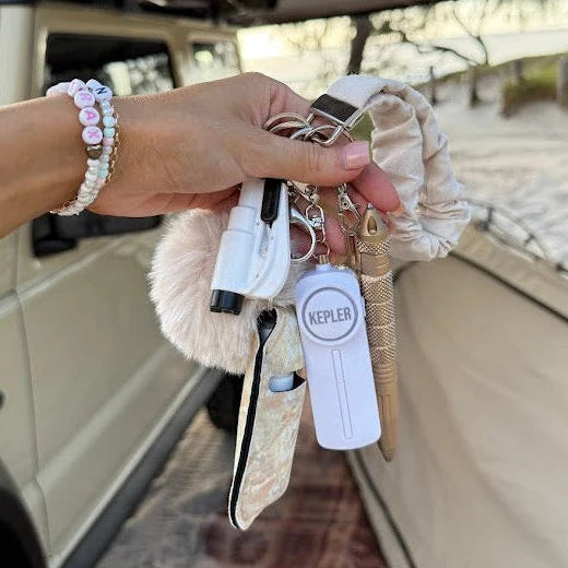 Sandy Glow I Her Safety Keychain