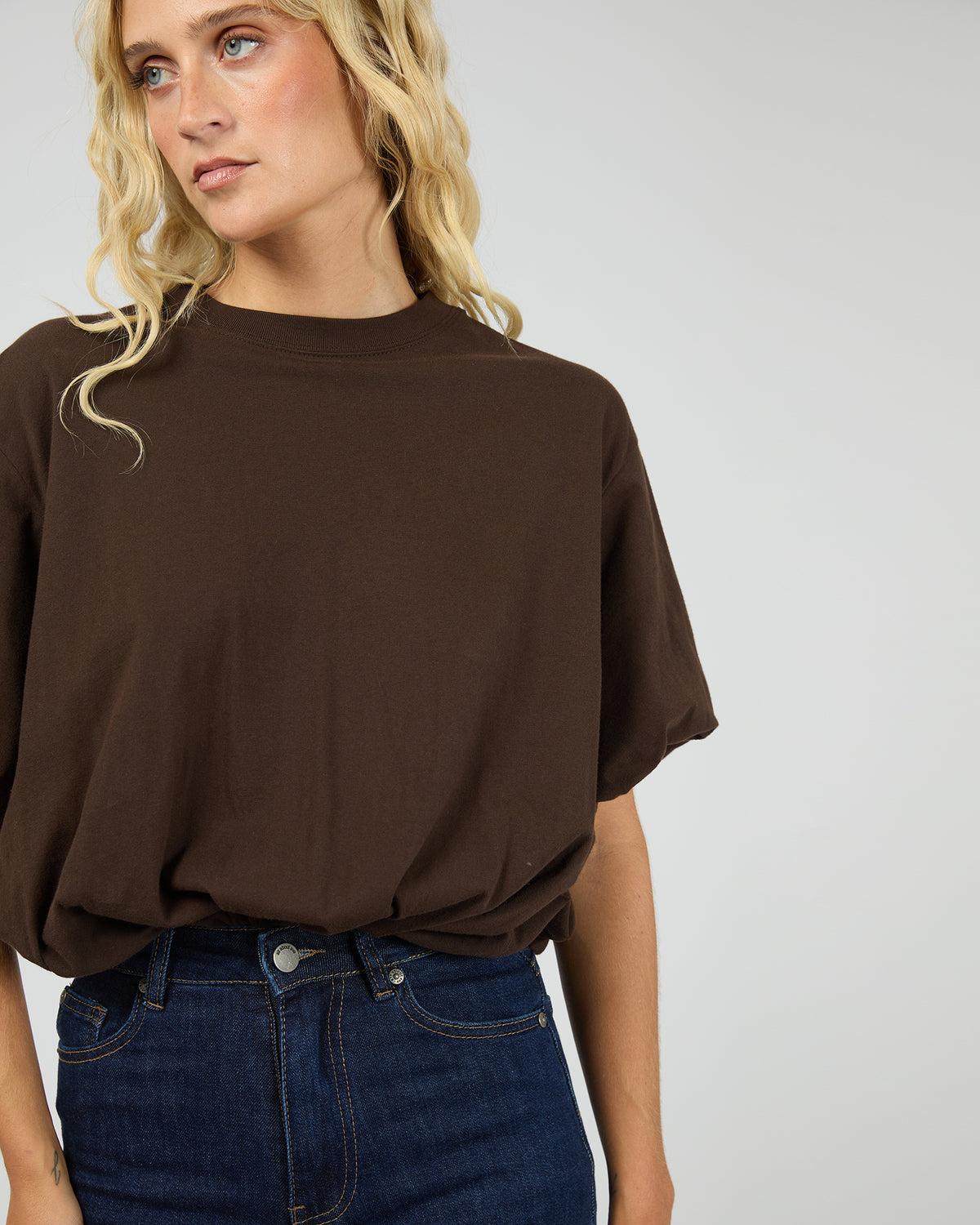 AAE ICON BUBBLE TEE BROWN