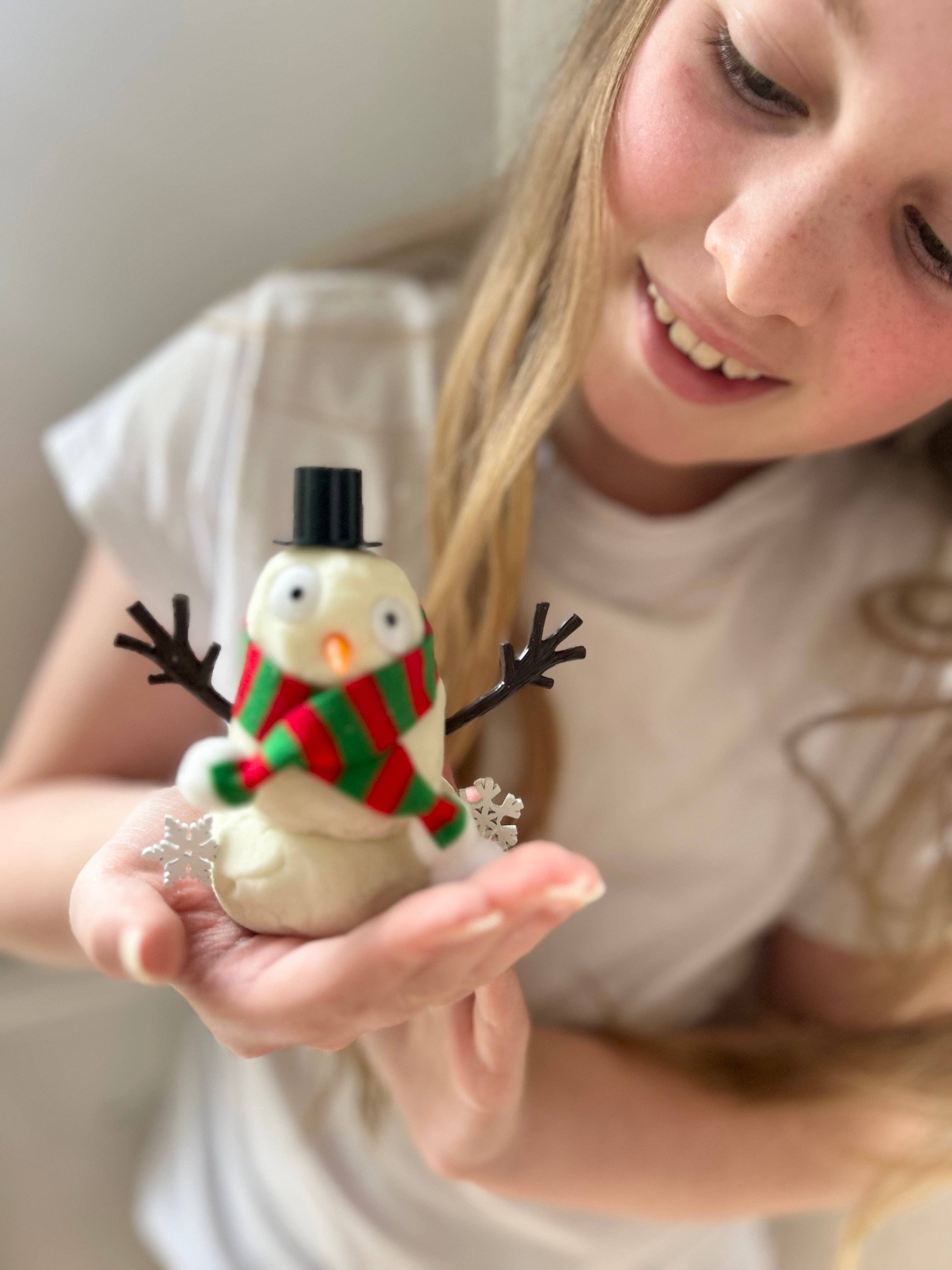 Snowman Playdough to Go